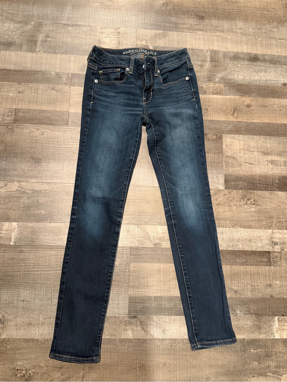 Skinny Women’s Jeans -American Eagle